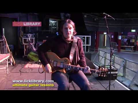 Joe Bonamassa Amps and Pedals Gear Overview under stage