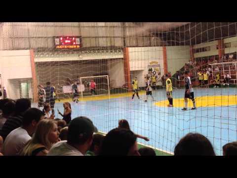 Primeiro tempo da decisão do municipal 2013/2014 de Futsal