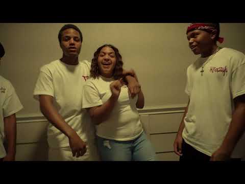 T Loko ft.. Diamond Skyy x Krazyy Summer Babiez