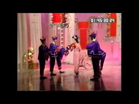 Jayne Meadows performs Hello Dolly in Chinese