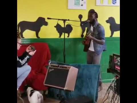 Kaaban El Live Acoustic @Ashley's Pack