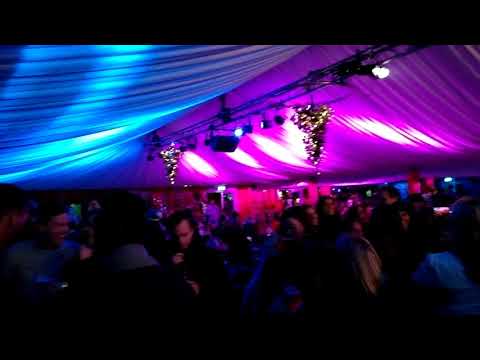 download lagu mp3 mp4 Apres Ski Dublin, download lagu Apres Ski Dublin gratis, unduh video klip Apres Ski Dublin