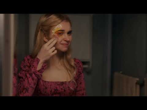 Georgia covers up bruises from Gil *TRIGGER WARNING* GINNY AND GEORGIA S2 E5