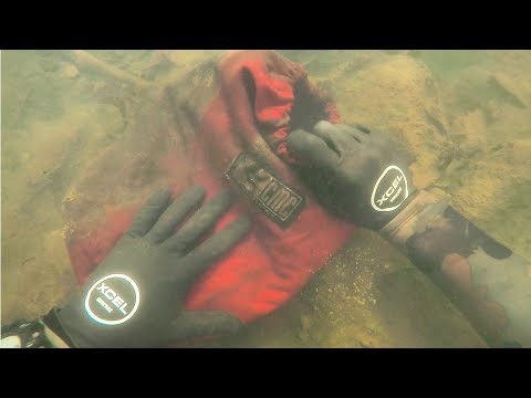 Found Lost iPhone 8 and Rescue Bag in River While Scuba Diving! (What's Inside the Bag?)