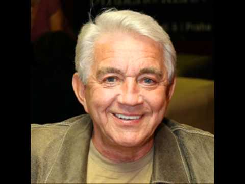 Jiří Krampol - Homosexuál Bohoušek nakupuje kuře