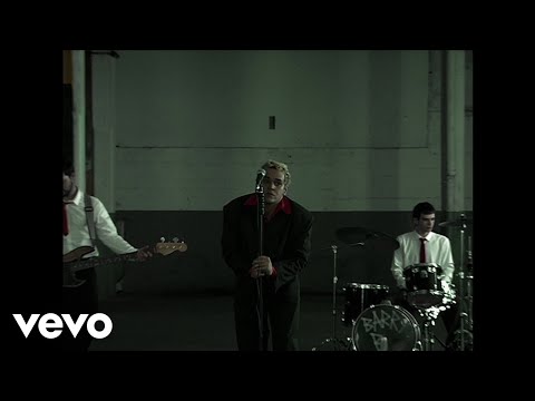 Barry B - Quieres Autodestruirte Conmigo? (Video Oficial)