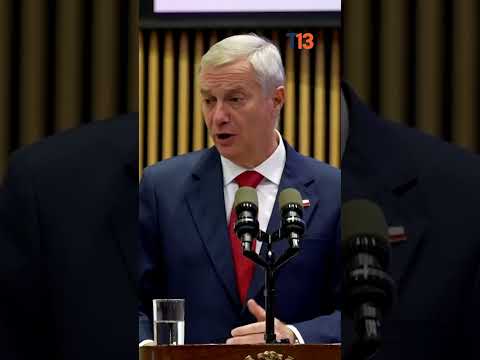 Presidente Kast asume error por almuerzo en La Moneda