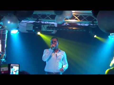 Diego Holzken - ''Blijf bij mij de hele nacht'' (live bij Café Brandtaveerne)