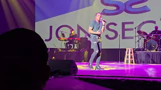 She’s All I Ever Had, Jon Secada Live