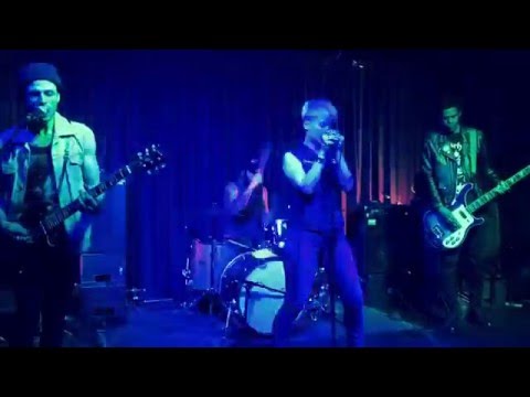 Red Lion Licks - Low (Live at The Unicorn - Camden) HD