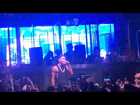 140906 Taeyang - eyes nose lips @ NBgangnam party