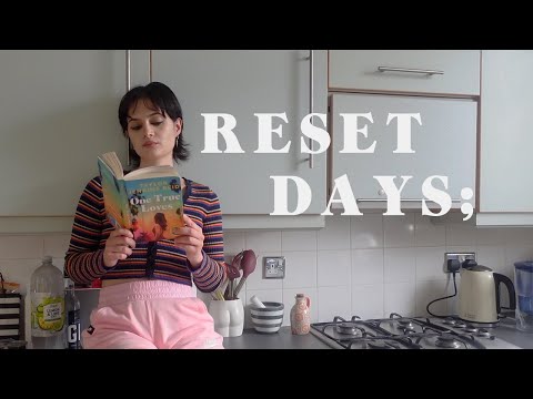 Reset day in london - mental health, books I’m reading, fixing up my home