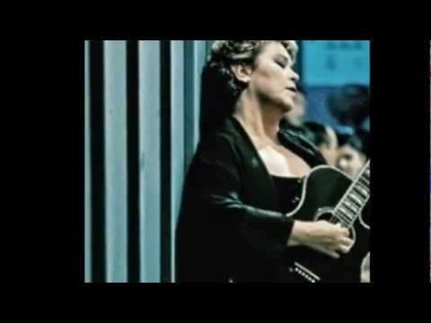 Video thumbnail for Φεύγω Σαλπάρω Στα Βαθιά (Fevgo Salparo Sta Vathia)