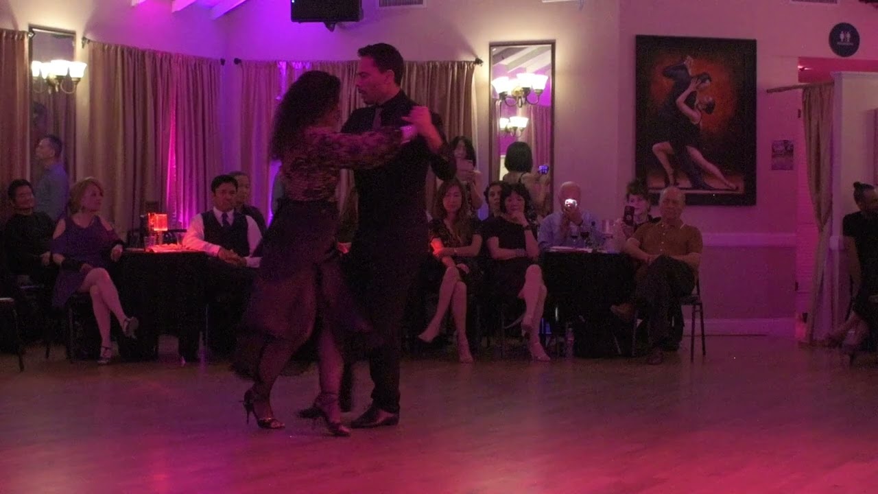 Marcela Duran and Pablo Moyano at Milonga Corazón 2/3