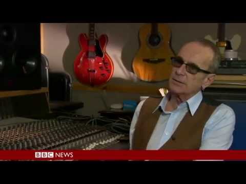 BBC HARDtalk - Francis Rossi on Jimmy Savile and TOTP (30/10/14)