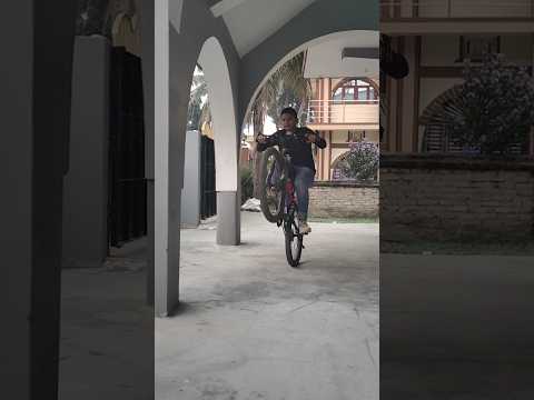 wheelie in slo mo ||pmx vlog #pmx #trending #shorts #viral #cycling #wheelie