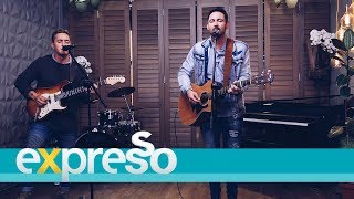 Dewald Wasserfall performs "Eendag As Ons Groot Is"