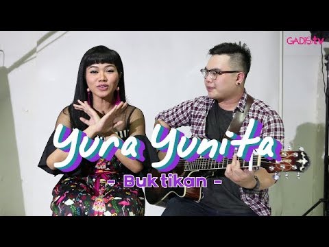 Yura Yunita - Buktikan (Live at GADISmagz)