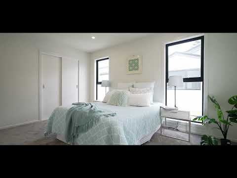 25 Swanson Road, Henderson, Auckland, 4 bedrooms, 2浴, Townhouse