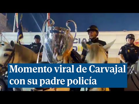 Momento viral de Carvajal con la Policía durante la celebración de la decimoquinta Champions del Rea