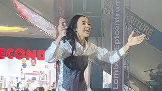 Download lagu PETCAAAH ! Sang Dewi Bikin Seisi Mall Epicentrum Teriak Teriak ! Kok Bisa? mp3