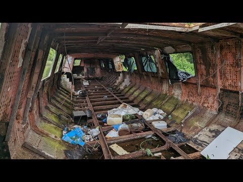 Canal Boat Clean Up - Episode 3