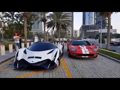 5000HP vs 550HP Its amazing to see Devel Sixteen Ford GT