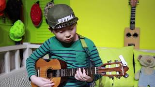 ★ Look!! ★ Incredible 8-year-old Boy Sean Ukulele Playing (While my guitar gently weeps)