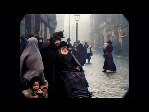 [Colorized] Old Streets of Halifax, London (1902)