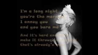 P!nk - Is This Thing On ? ( Lyrics On Screen ) 2012