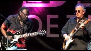 Jimmy Thackery & Joe Louis Walker Blues Guitar Duel Tremblant Blues 2009