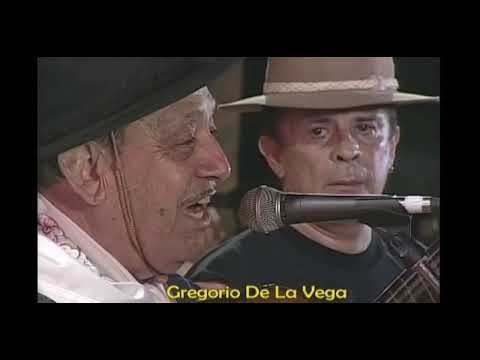 "A CURUZÚ CUATIÁ" (chamamé) de Gregorio de la Vega y Tarragó Ros. Los Tarragoseros, Cosquín 2004