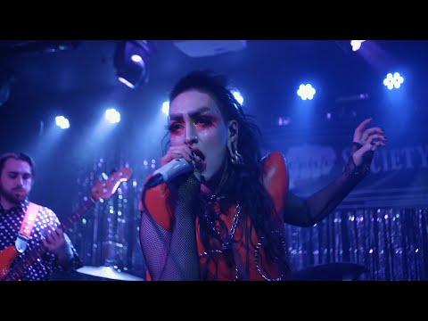Jo-Jo & The Teeth - Lungs - Official Live Music Video