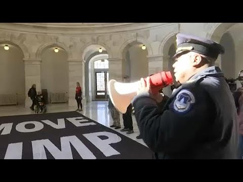 Impeachment: Trump verteidigt sich gegen neue belastende Aussagen