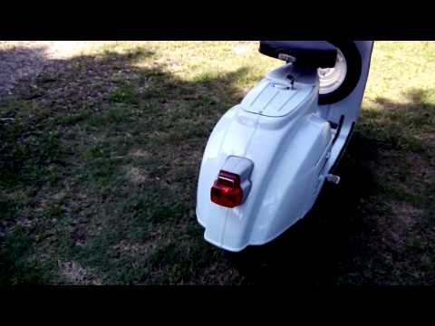 Vespa 50 cc jahr 1965 (1 serie) kleine klappe