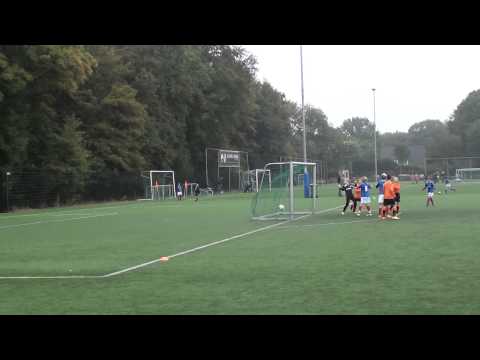 5 okt 2013 BFC E1-De Meern E1  0-7 comp Keeper verrast ,(vrije trap) doelpunt Noah