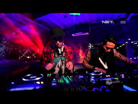 Winky Wiryawan & Evan feat. Bams - Bento (Iwan Fals Cover) Music Everywhere NET TV