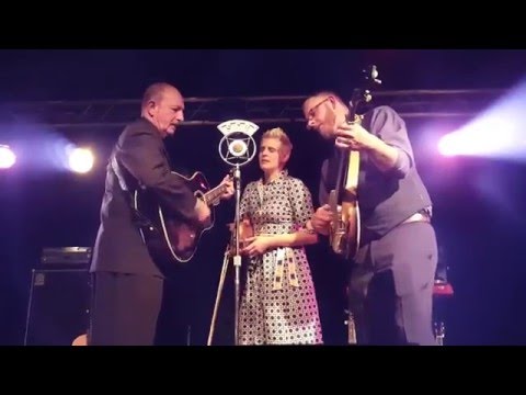 South Carolina Broadcasters "Let Me Fall" at Spaceland Ballroom, Hamden CT 5/6/2016