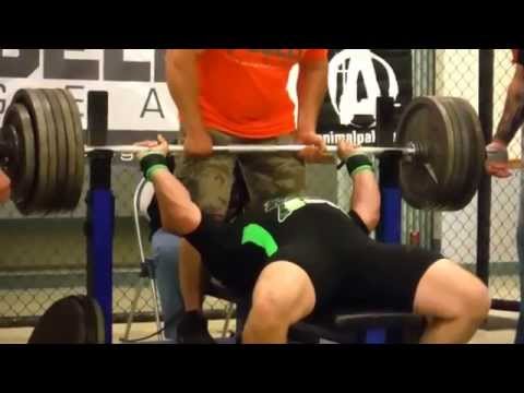 Joe White 585 Pound Bench Press