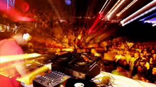 FROZZEN DISCO DEL CUSCO-PERU LA MEJOR DISCOTECA DEL PERU 2015