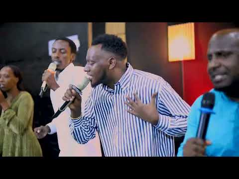 TWARABABARIWE - UMUKUNGA  Covered by ALEX Ft KAGAME