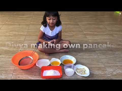 Divya making own original pancake filling chocolate with ice cream and banana pancake with honey 😍