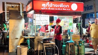 Download lagu 【Street Food】Authentic Thai Wok Cooking in Chiang Mai mp3