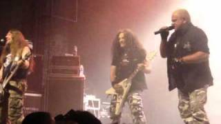 U.D.O. - "The Boogeyman" &amp; "Dominator" (Teatro de Colegiales 06-05-2011)