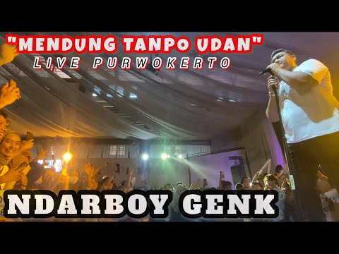 MENDUNG TANPO UDAN - NDARBOY GENK PECAH AMBYAR MAHASISWANE, PADA GALAU SEMUA...