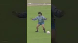 Download lagu CRAZY Maradona warm-ups mp3