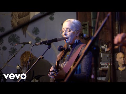 Laura Veirs - Signal