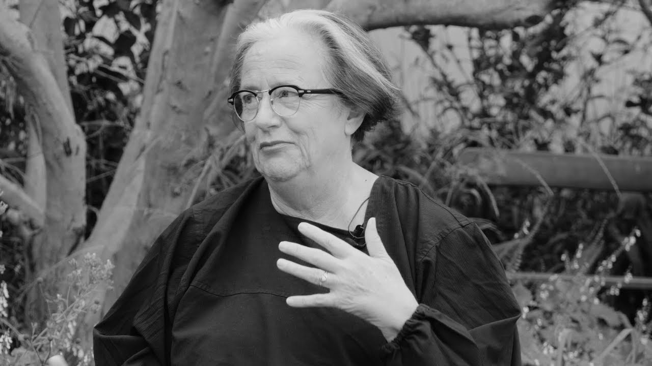 POLIMODA 時尚學院影音專區 81 播放