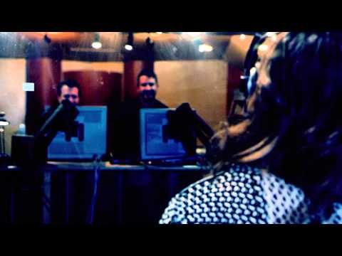 ARISTOFREEKS f. Kathy Sledge - "Keep It Movin" [Official Video]