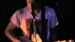 The Clean live (1989) "Point That Thing Somewhere Else"